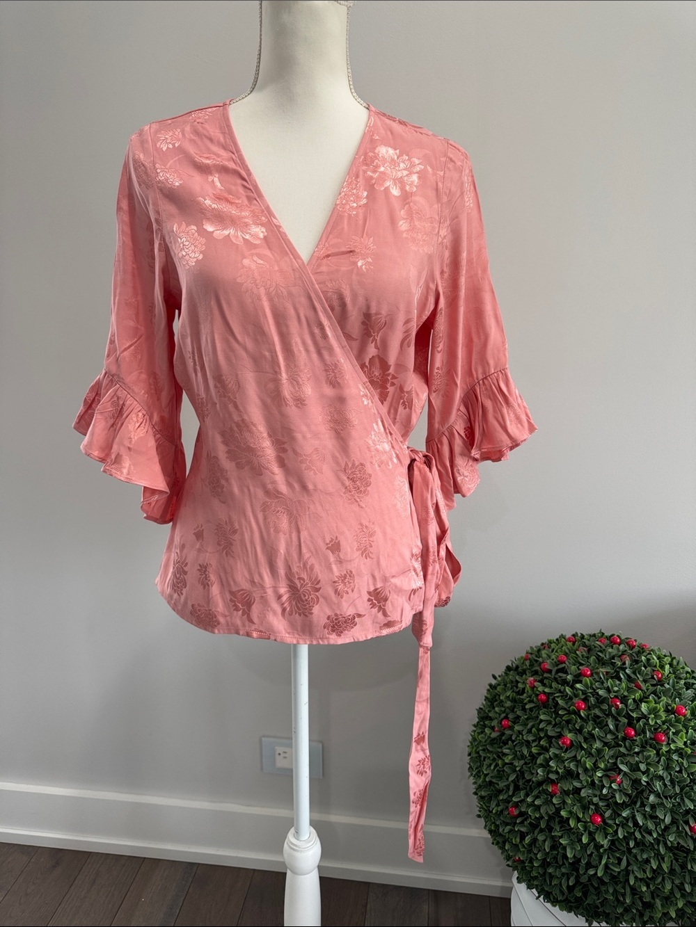 Express Pink Floral Wrap Blouse with Ruffle Sleeves Sz M